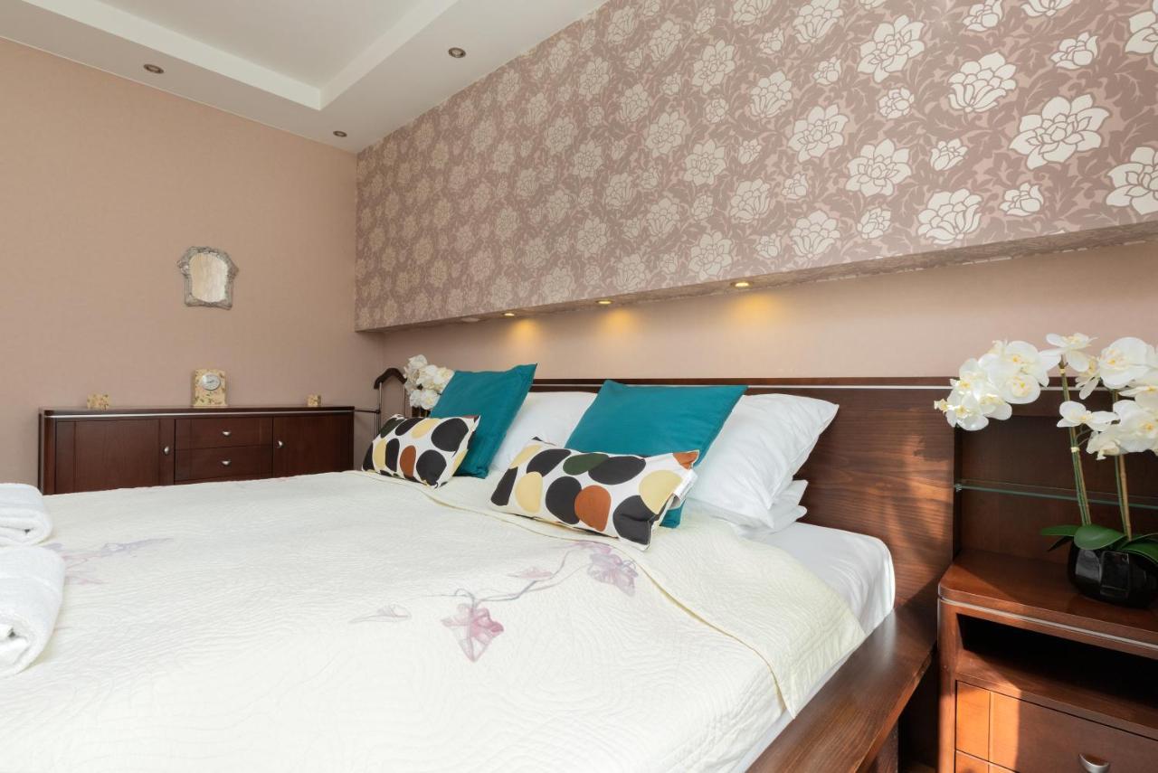 Apartment Trzy Zagle Gdansk By Noclegi Renters ภายนอก รูปภาพ